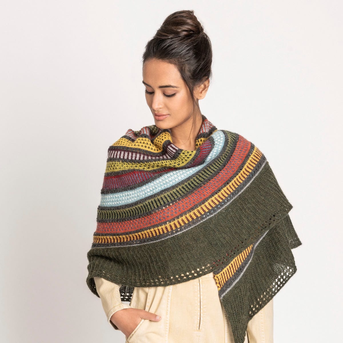 14 Color Woolstok Light Shawl Kit