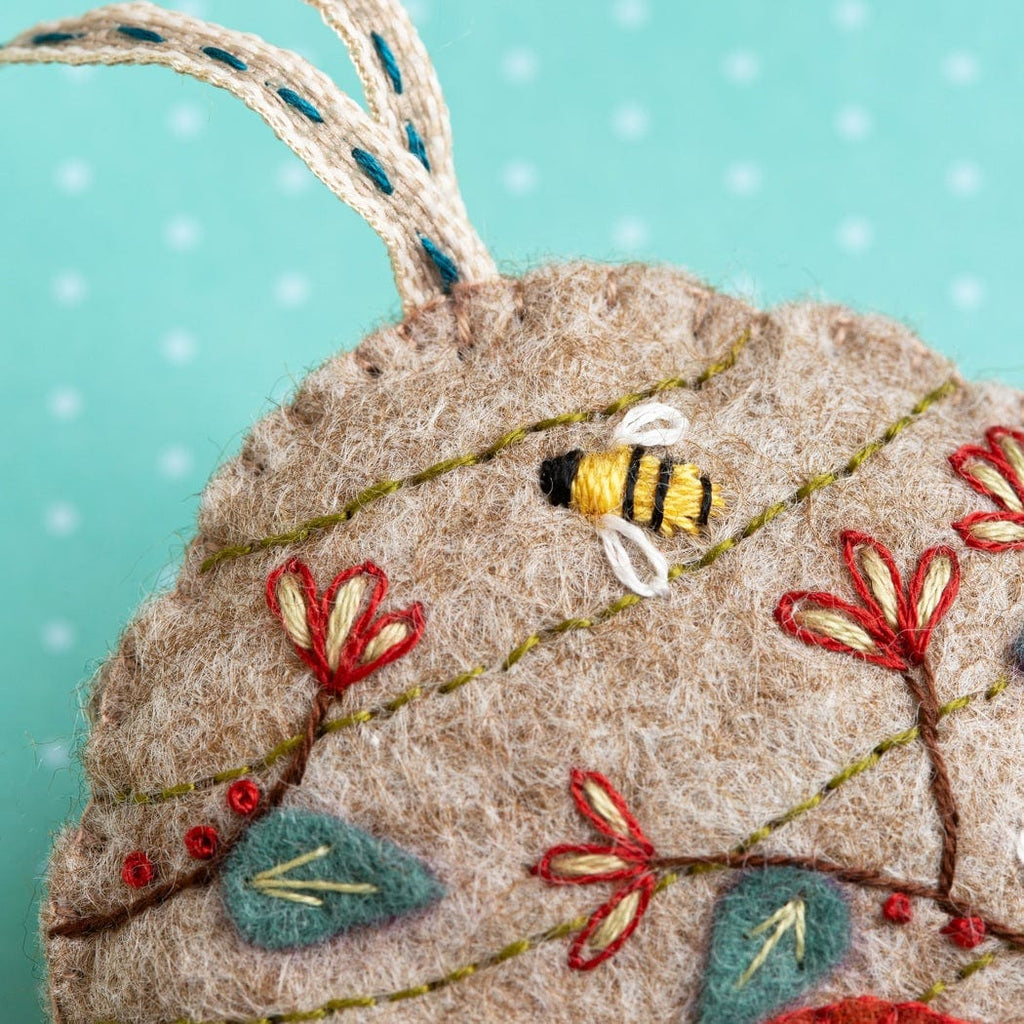 Beehive Mini Felt Craft Kit