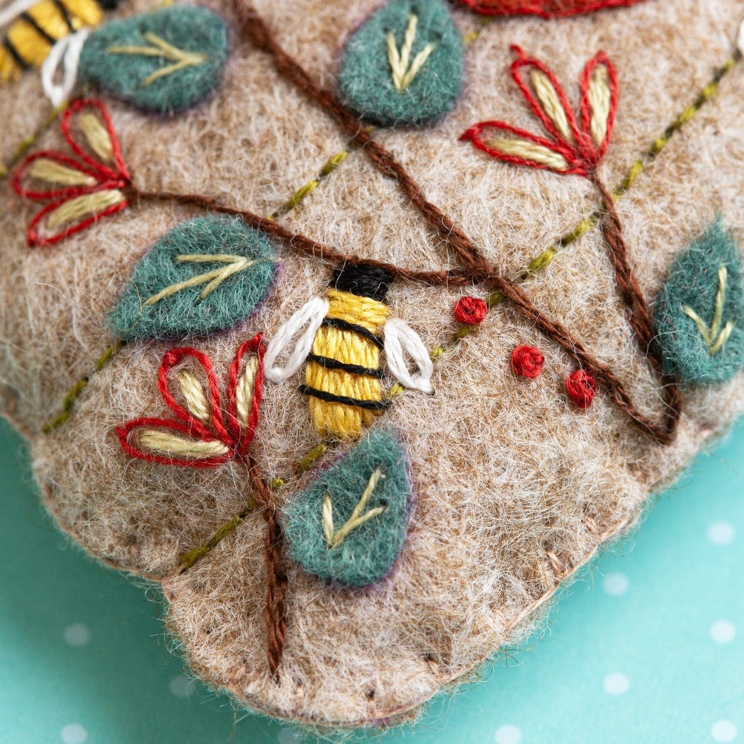 Beehive Mini Felt Craft Kit