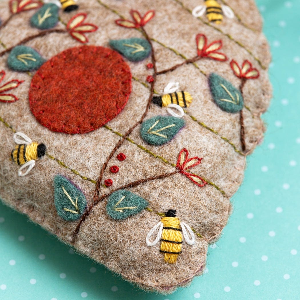 Beehive Mini Felt Craft Kit