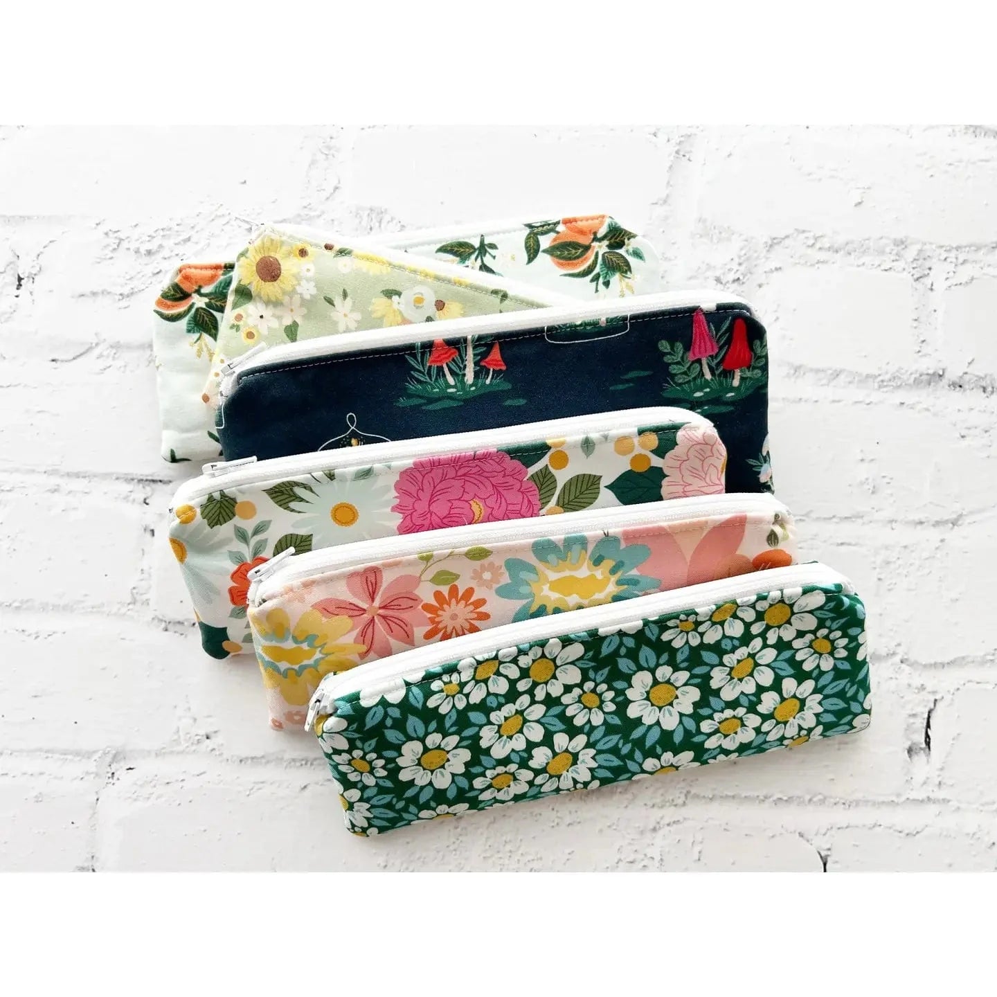 'Favorite Notion' Small Fabric Zippered Pouch