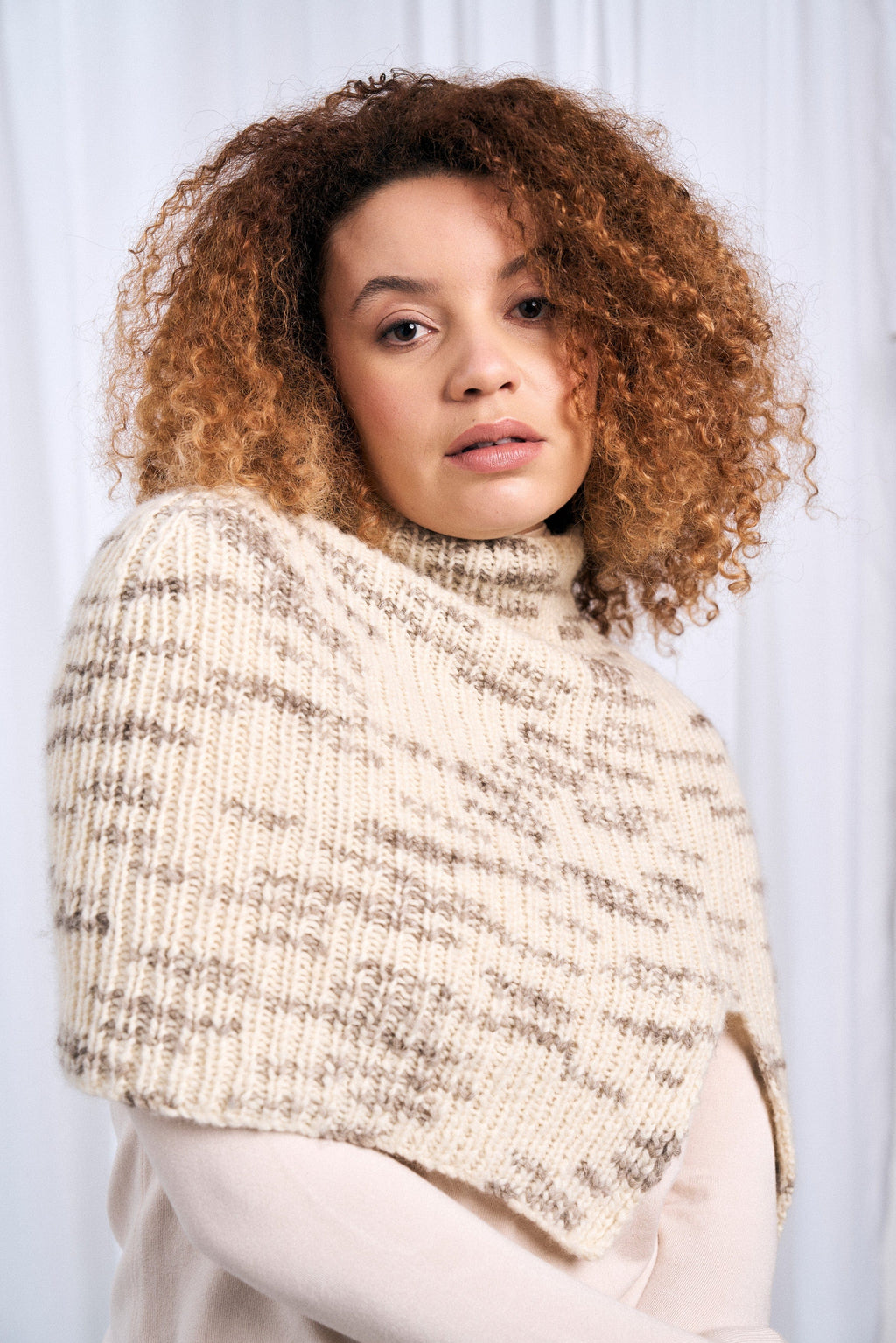 Archer Capelet Yarn Kit